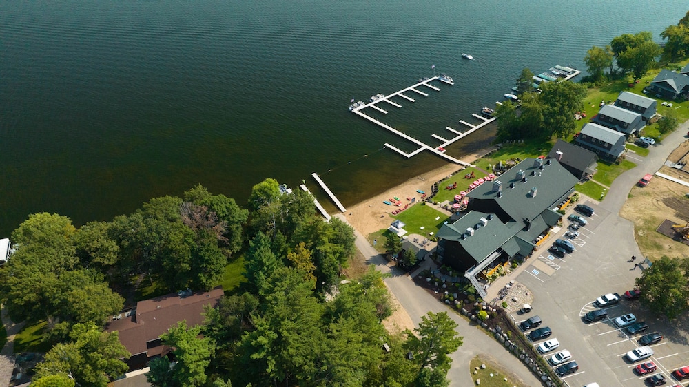 Quarterdeck Resort & Restaurant - photo 259