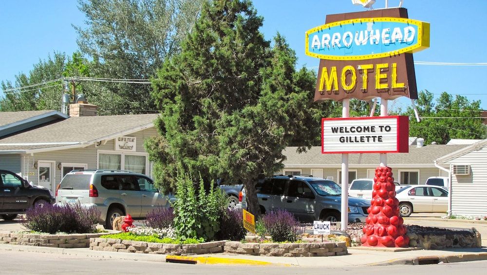 Arrowhead Motel Gillette - photo 6