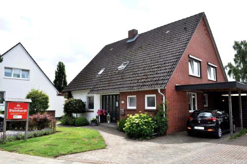 Gästehaus Steinhardt Appartement Nr 04 — 4-Star Luxury Hotel in Timmendorfer Strand, Germany