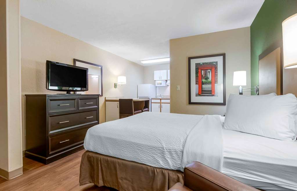 Extended Stay America Select Suites Atlanta Perimeter Hammon - photo 9