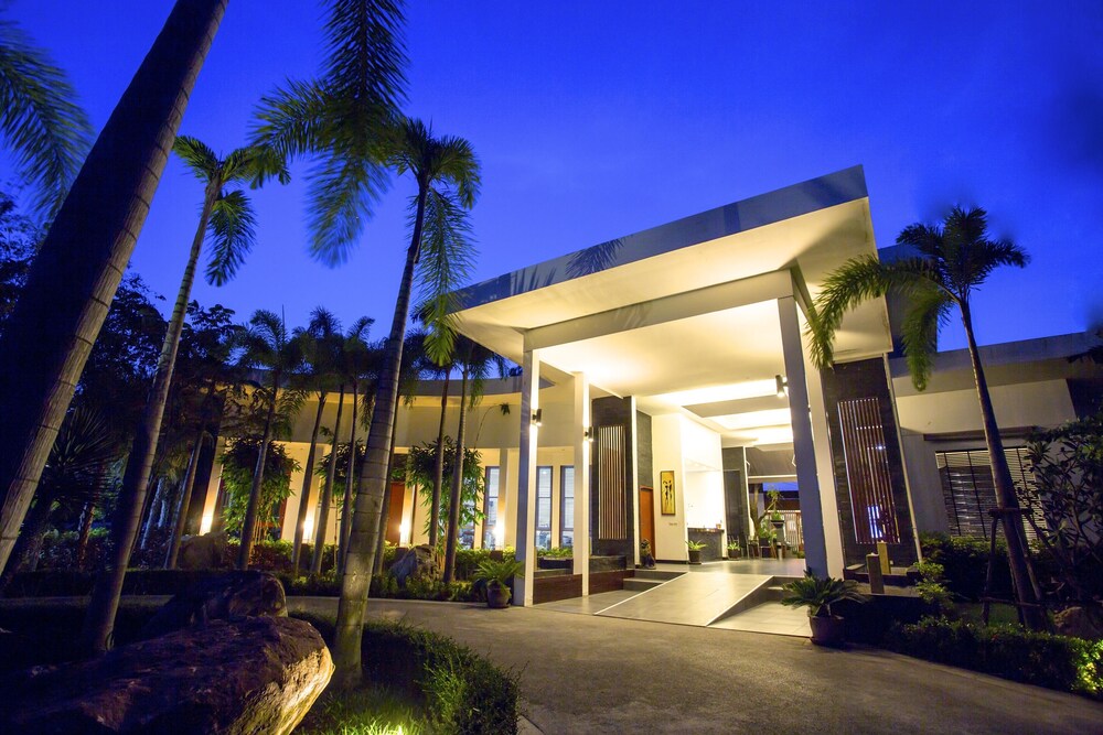 Lotus Residential Villas Hua Hin — 4-Star Luxury Hotel in Hua Hin, Thailand