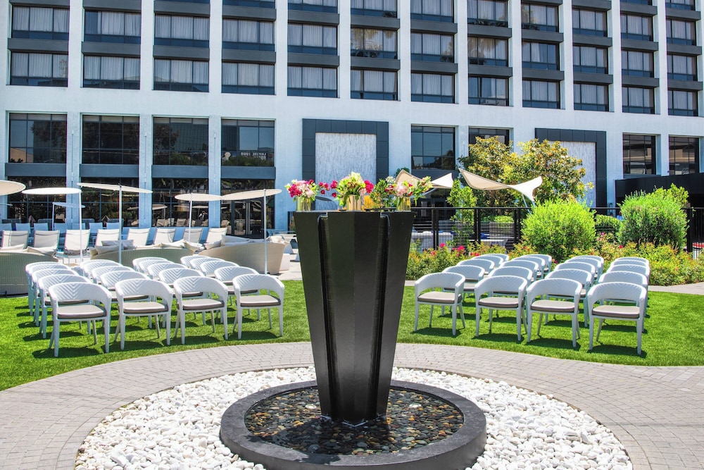 Beverly Hills Marriott - photo 88