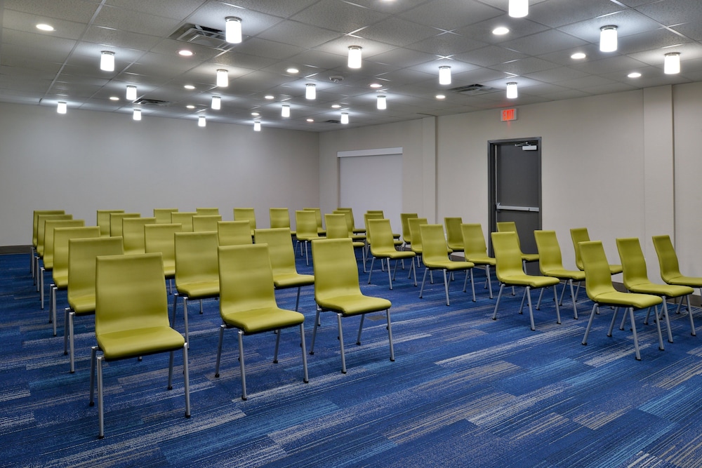 Holiday Inn Express & Suites Wylie West by IHG - photo 46