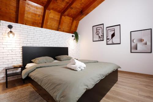 One Love Central Cottage — 4-Star Luxury Hotel in Bucharest, Romania