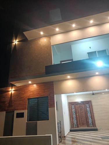 Mani Kasthuri Illam — 4-Star Luxury Hotel in Tiruvannamalai, India