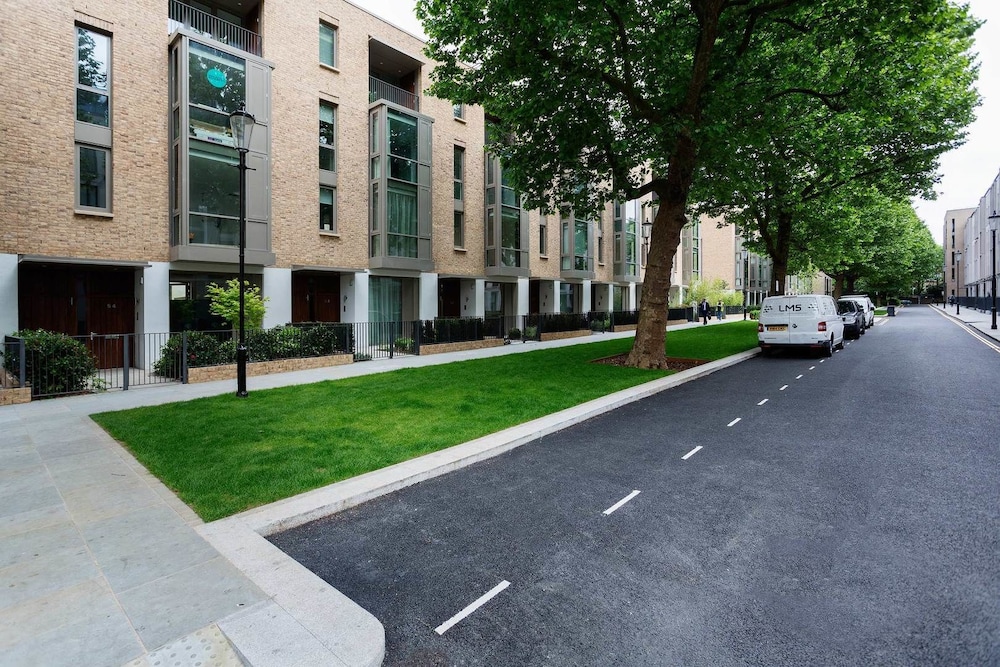 Veeve Portobell Square — 4-Star Luxury Hotel in London, United Kingdom