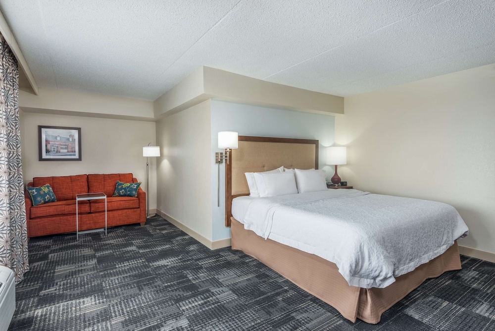 Hampton Inn Columbia - photo 19