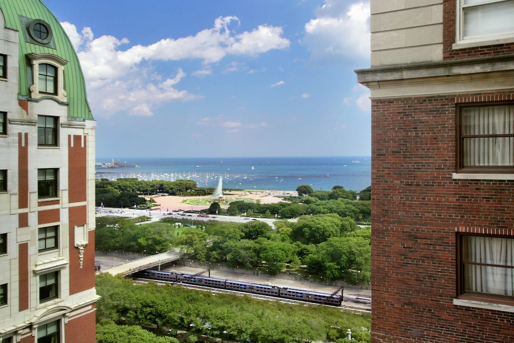 Hilton Chicago - photo 75