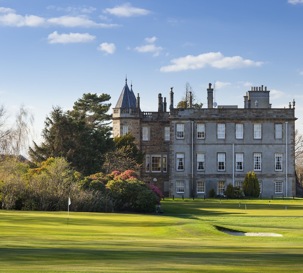 Dalmahoy Hotel & Country Club — hotel in Kirknewton
