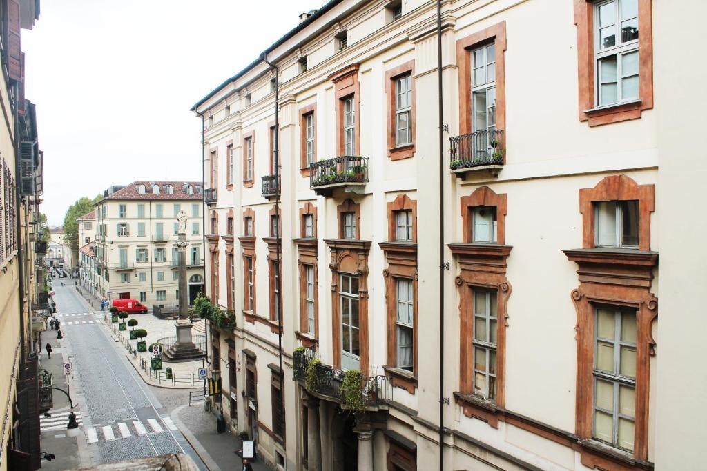 Rapanus Suites — 4-Star Luxury Hotel in Turin, Italy
