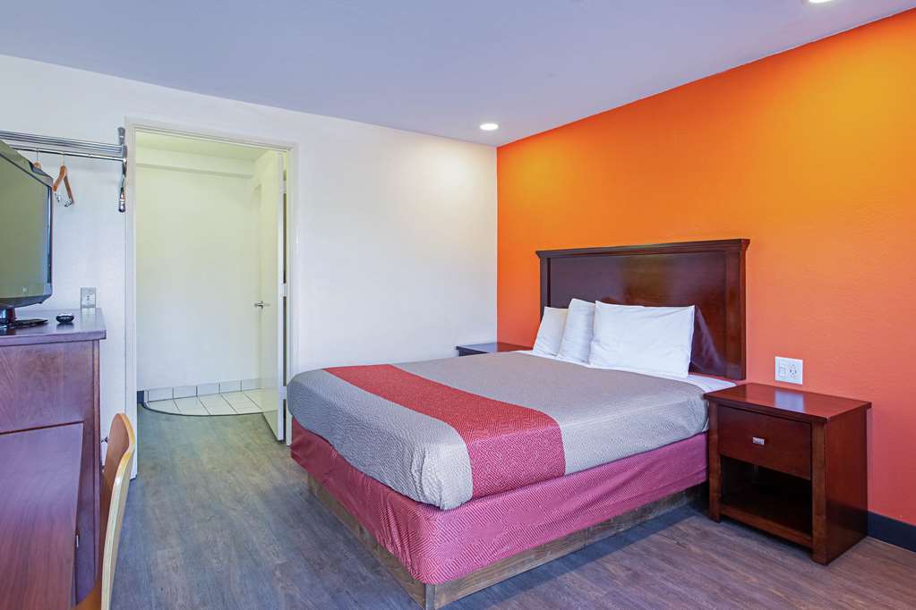 Motel6 Pendleton OR West - photo 7