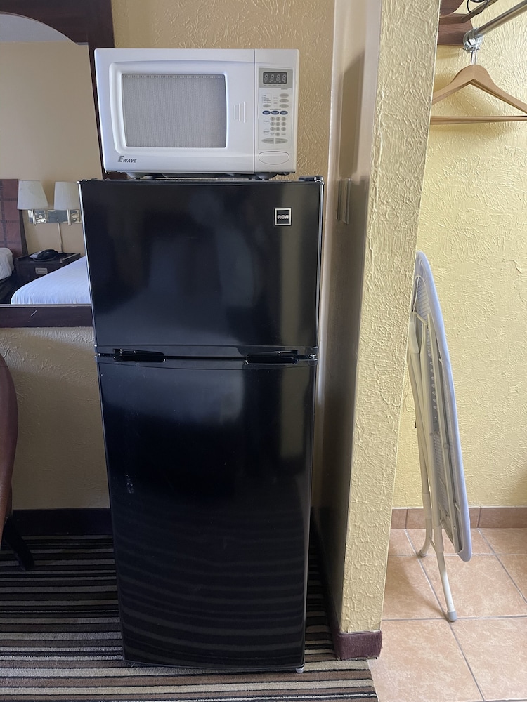 Nendels Inn & Suites - photo 23