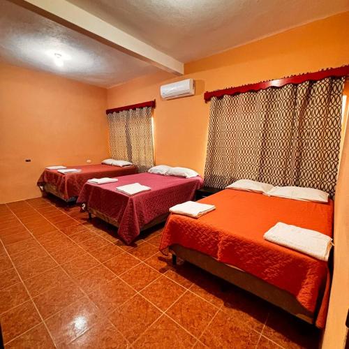 Habitación Triple Familiar in Unknown City, Guatemala