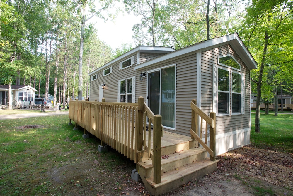 Yukon Trails RV & Camping Resort - featured photo