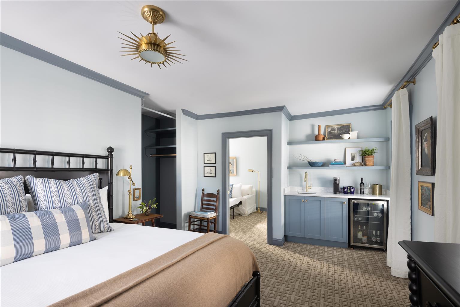 Kennebunkport Inn - photo 11