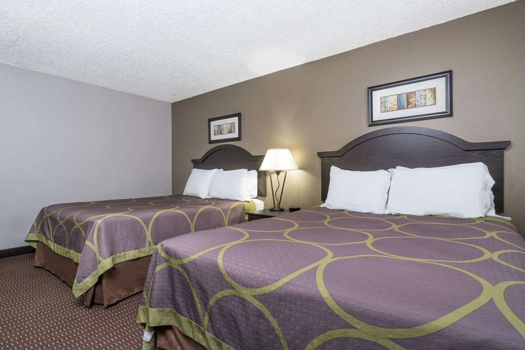Super 8 by Wyndham Bismarck - photo 7