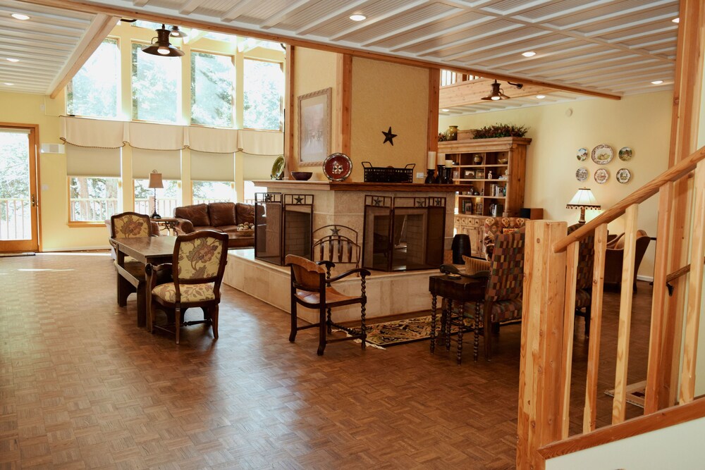 Double Dog Inn - photo 84