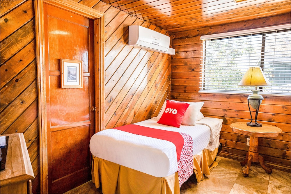 Kern Lodge Kernville - photo 16