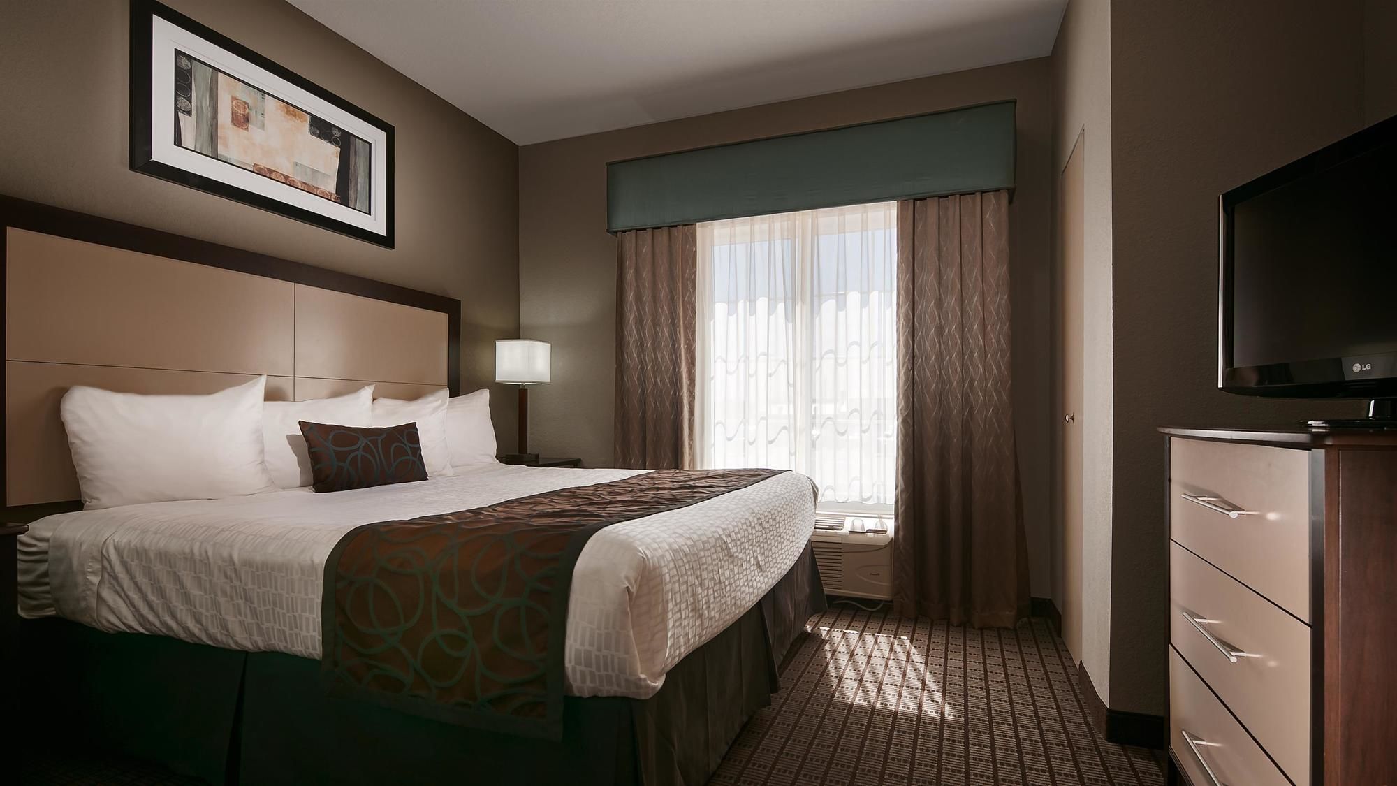 Best Western Plus Magee Inn And Suites - photo 8