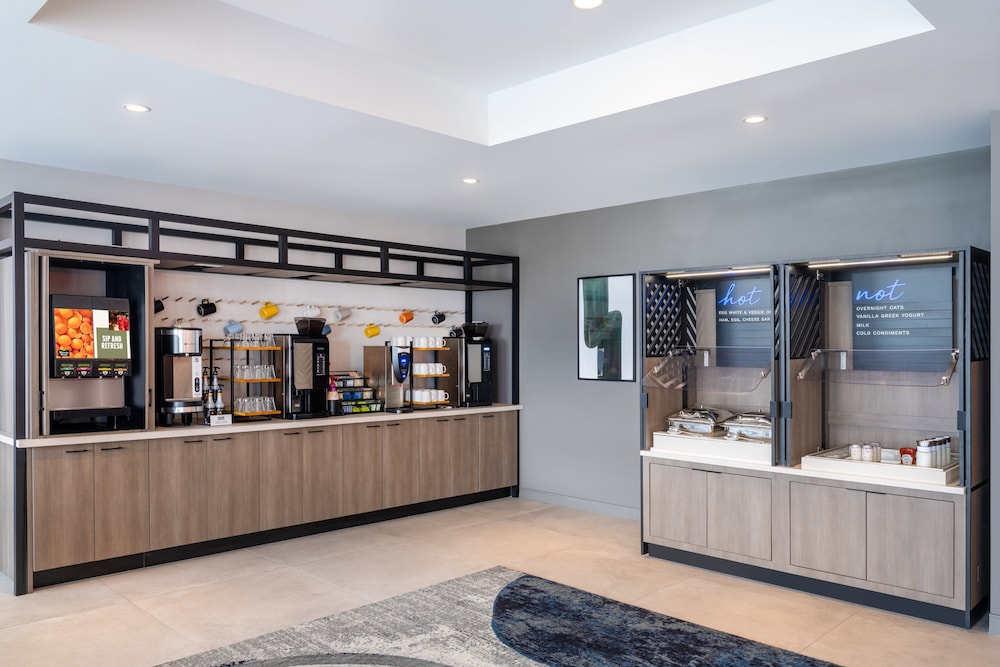 Atwell Suites Miami Brickell by IHG - photo 43