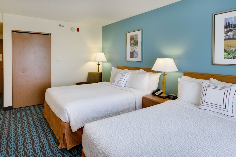 Fairfield Inn & Suites by Marriott South Hill - photo 8