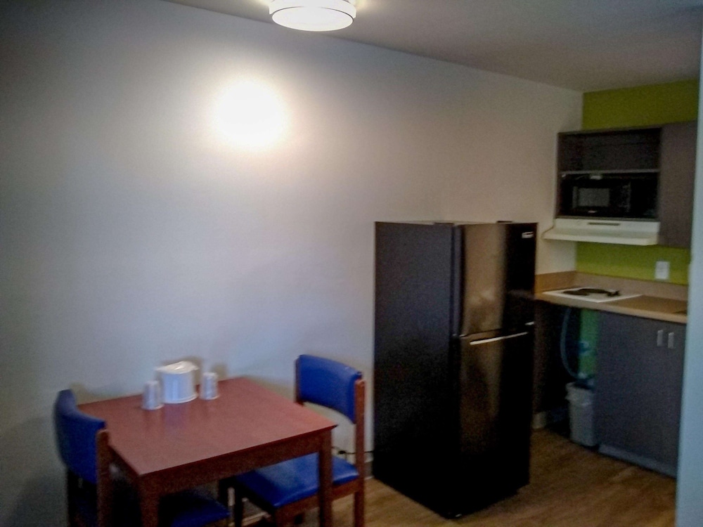 Studio 6 Extended Stay Fayetteville NC Fort Liberty Area - photo 14