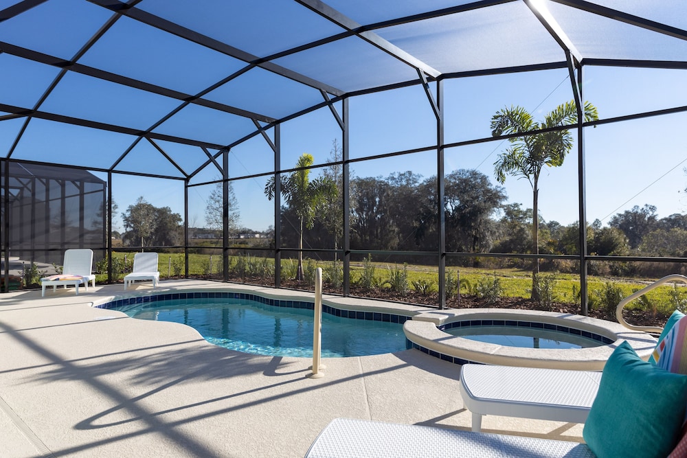 7587oml Solterra Resort 7 Bedroom Home by RedAwning - photo 21