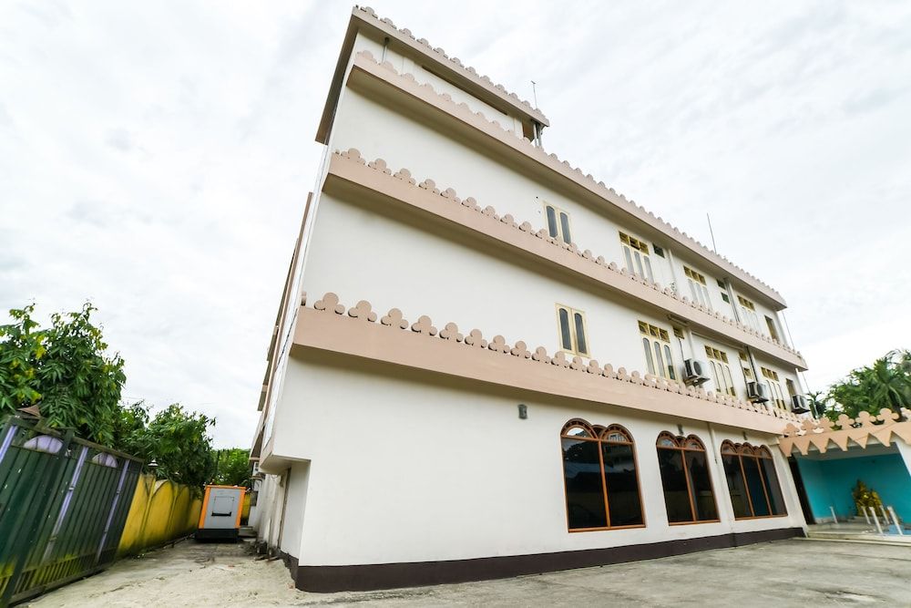 Spot On 62000 Hotel The Raj Palace — hotel in Bongaigaon