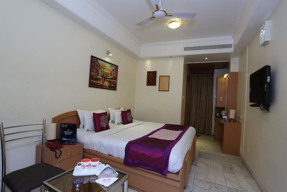 OYO 1437 near Russel Chowk in Jabalpur, India