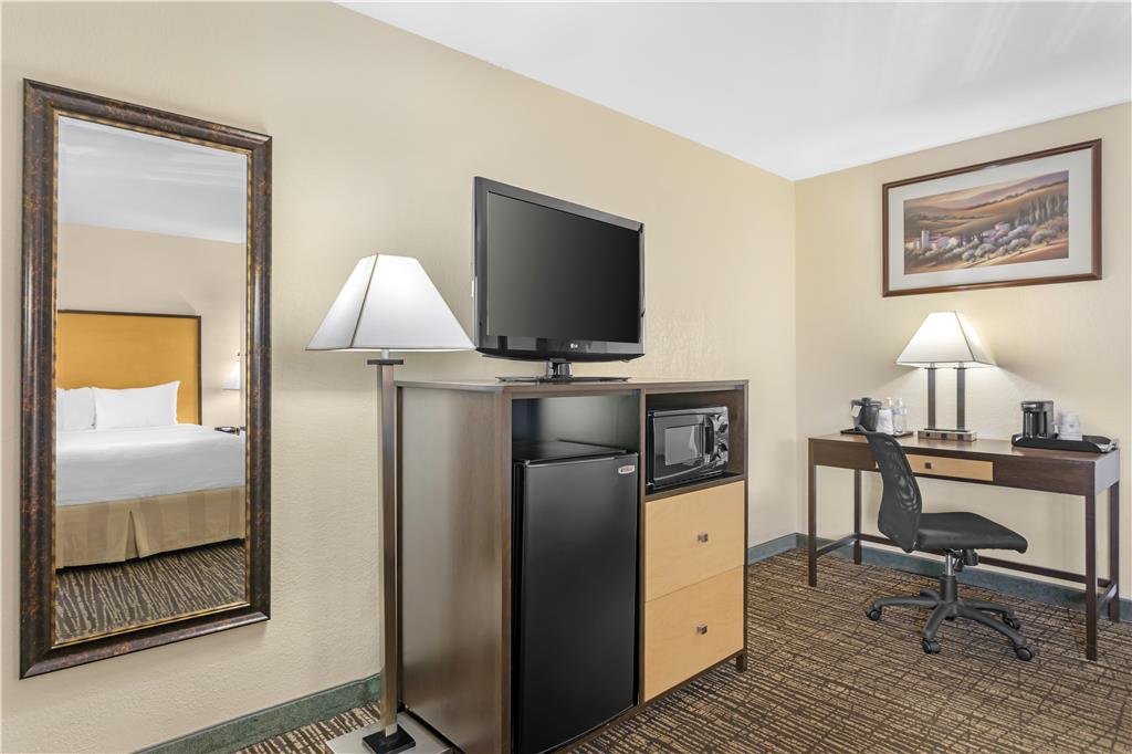 Best Western Petaluma Inn - photo 35