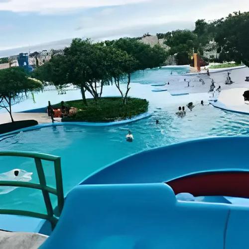 Habitación dentro de una casa en un condominio tipo Resort in Santa Cruz De La Sierra, Bolivia