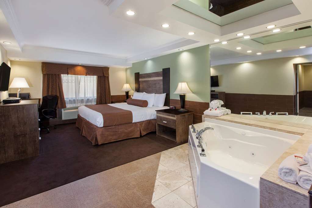 Baymont by Wyndham Pompton Plains Wayne - photo 25