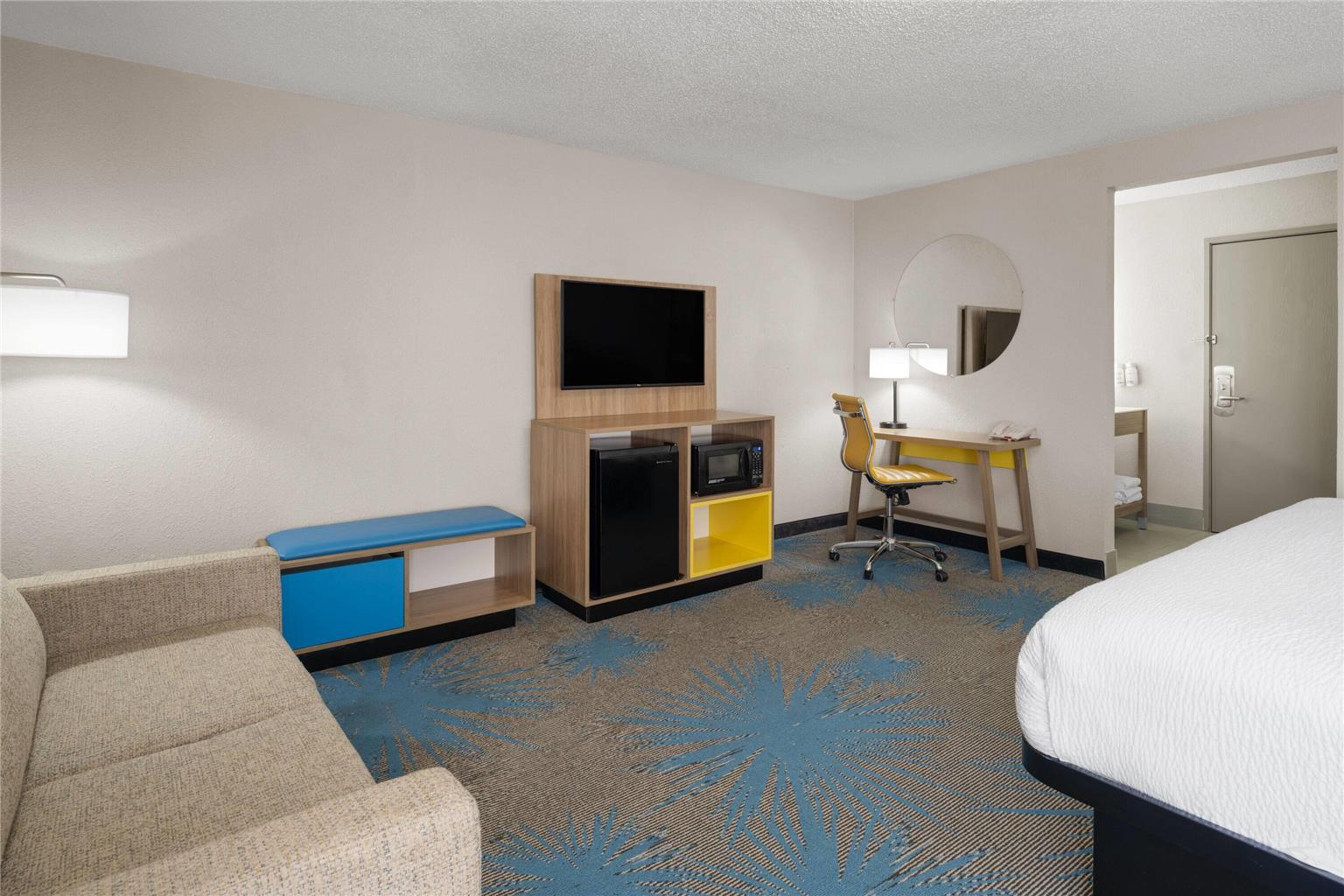 Days Inn By Wyndham Davenport - photo 23