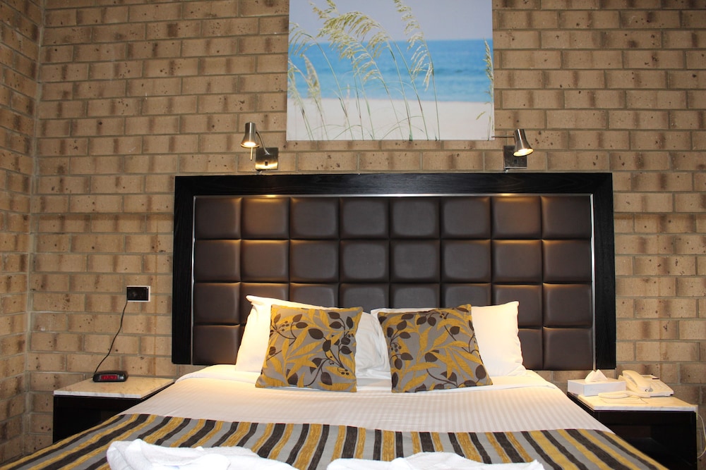 Pavlos Motel - carbon neutral hotel in Pooraka