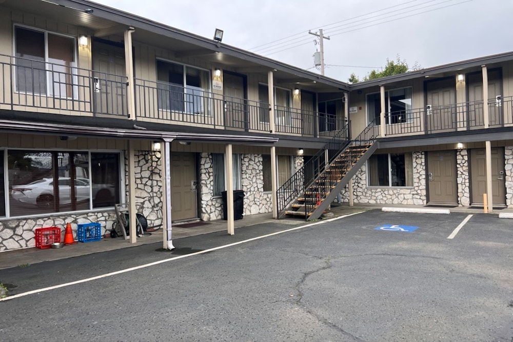 Anchor Bay Inn By OYO Reedsport — hotel in Reedsport