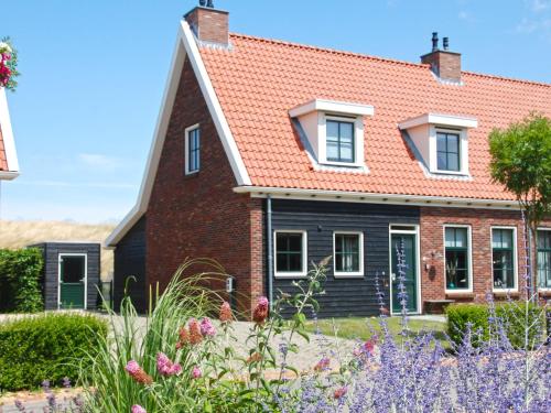 Holiday Home Ganuenta 1 by Interhome — 4-Star Luxury Hotel in Colijnsplaat, Netherlands