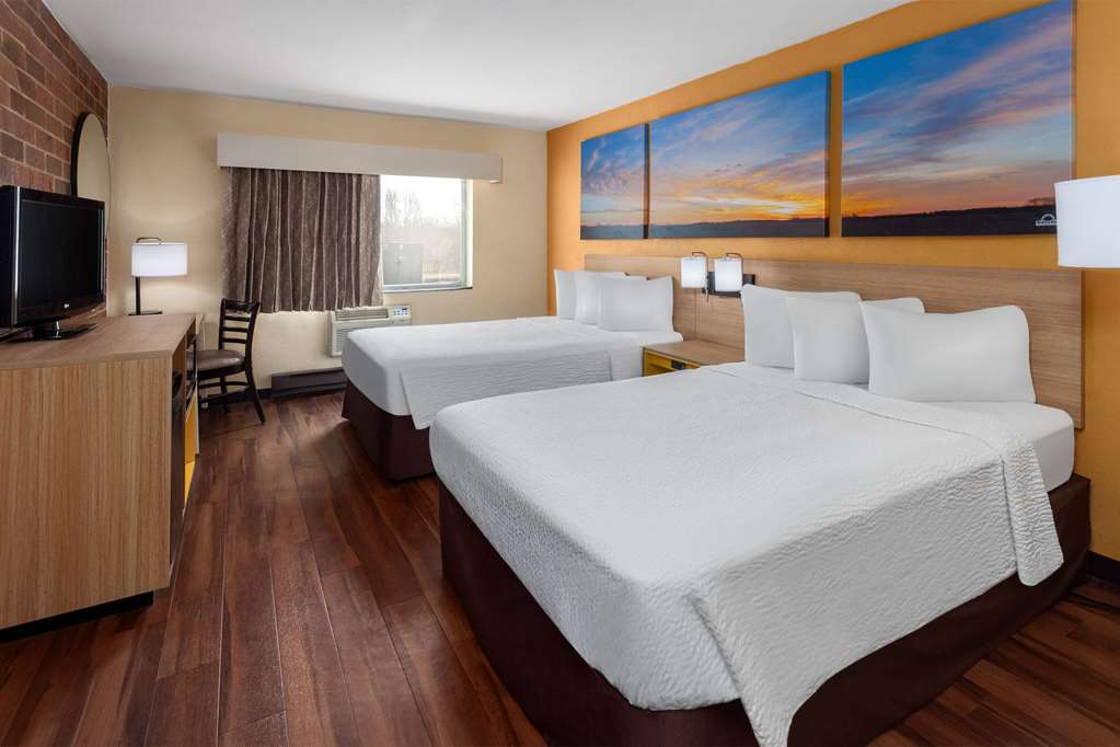 Days Inn by Wyndham Rockford I 90 Casino District - photo 15