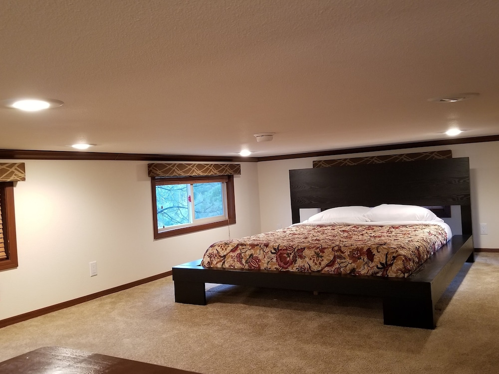 Lakeview Terrace Resort - photo 35