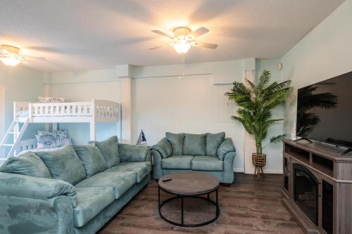 La Isla Bonita by Oak Island Accommodations - photo 17