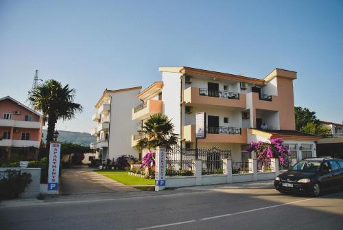 Lantana in Ulcinj, Montenegro
