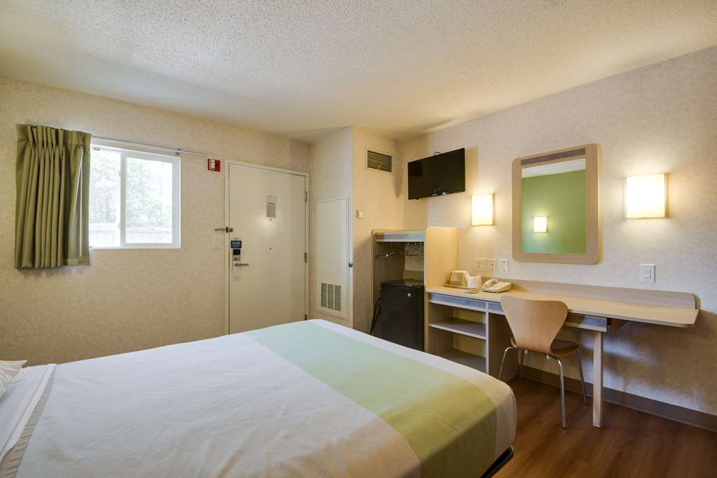 Motel 6 Statesville NC - photo 11