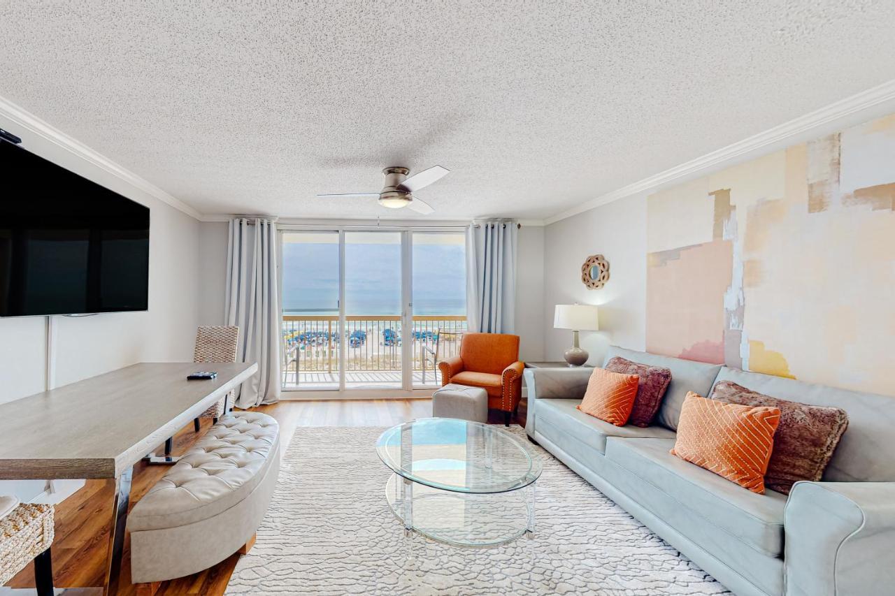 Pelican Beach Resort 304 — hotel near Destin Executive Airport