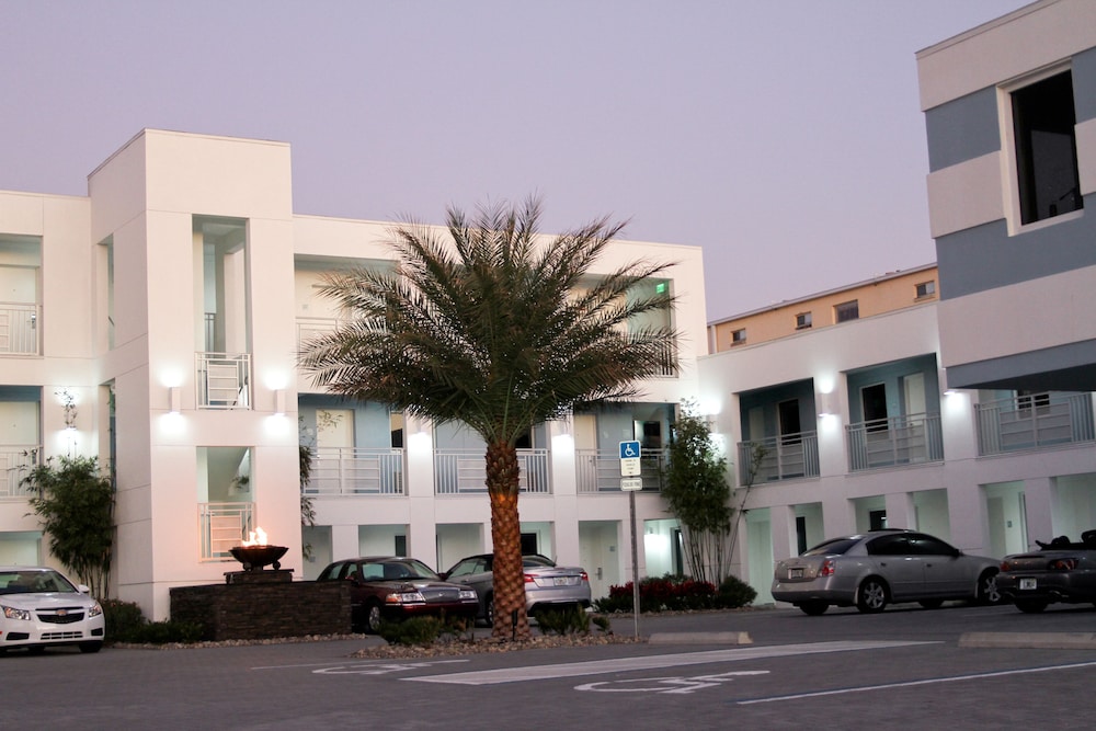 Lotus Boutique Inn & Suites - photo 46