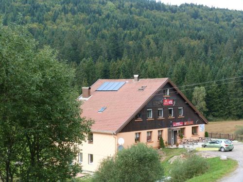 Domaine Des Hauts Viaux — La Bresse
