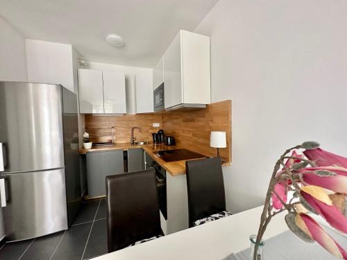 Panorama Apartment II Terrace II FreeParking — 4-Star Luxury Hotel in Budapest, Hungary