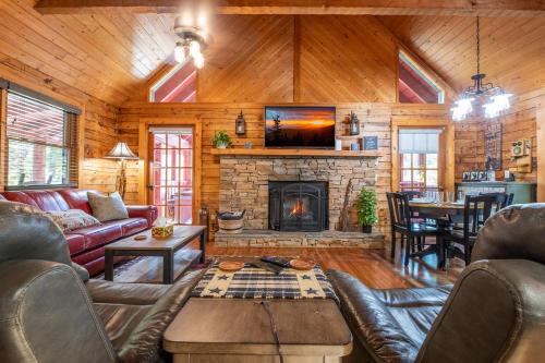 Lasting Memories By Avada Properties — 4-Star Luxury Hotel in Sevierville, United States