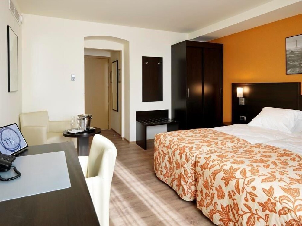 Hotel Tts - last minute hotel in Temse
