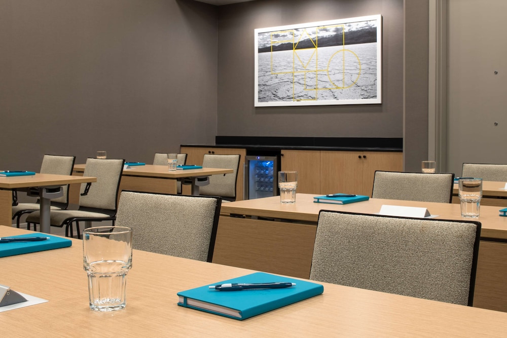 Homewood Suites by Hilton Belmont - photo 27