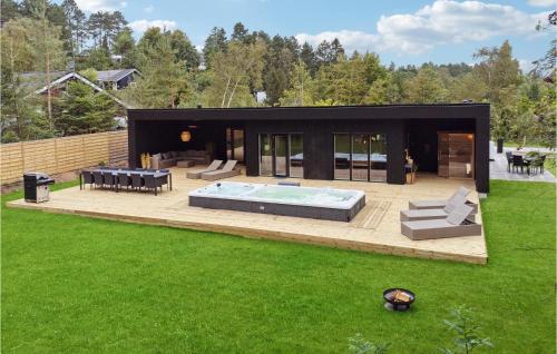 Stunning Home In Ebeltoft With Wifi — 4-Star Luxury Hotel in Ebeltoft, Denmark