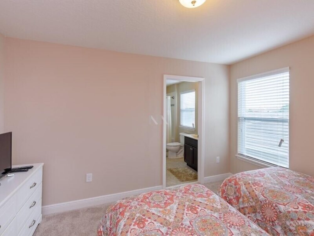 Fv61774 Solterra Resort 5 Bed 4.5 Baths Villa - photo 13